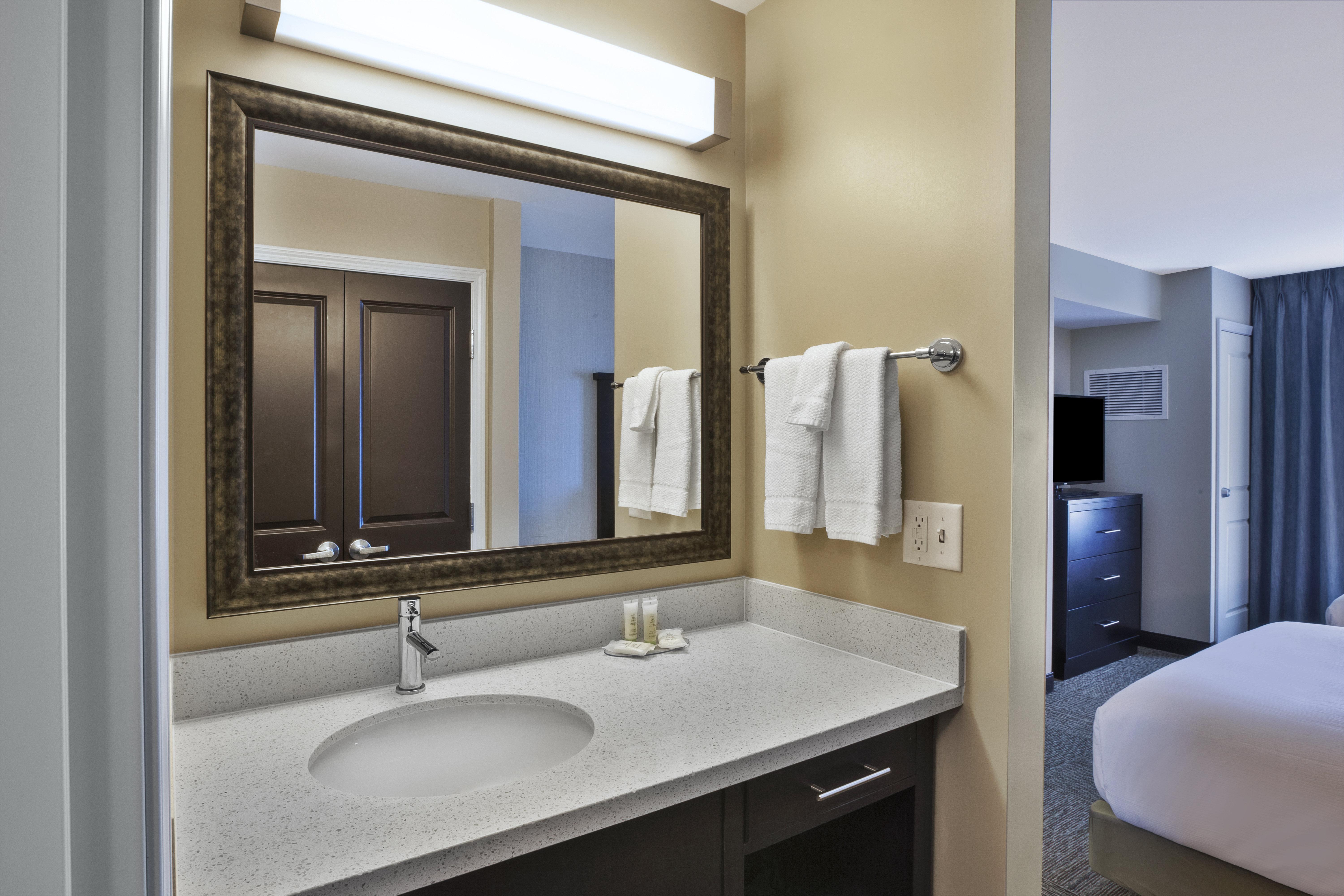 Staybridge Suites - Benton Harbor-St. Joseph, An Ihg Hotel מראה חיצוני תמונה